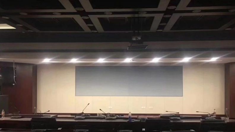 激光電視最大能投多大幕？多大都可以嗎？【南京東宇音響】