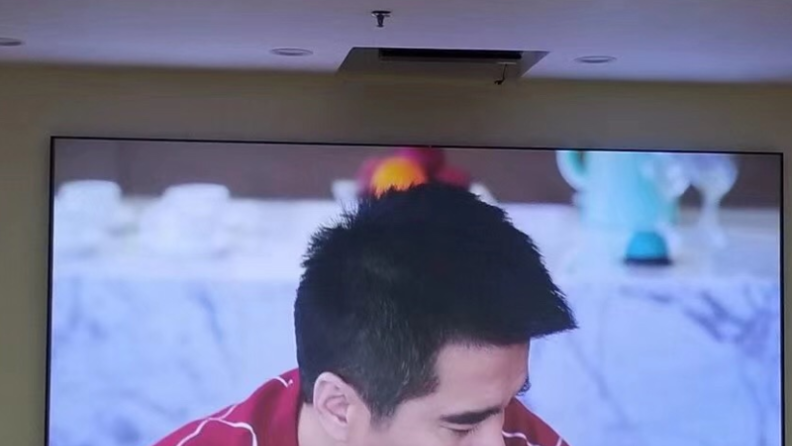 激光電視可以倒掛嗎？會(huì)議室激光電視怎么安裝呢？【南京東宇音響】